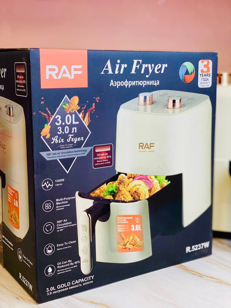 مقلاة راف الهوائية سعة 3 لتر - #الاصلي المنشأ ألماني🇩🇪💯

الأداة المثالية لعشاق الطعام اللذيذ والراغبين بالطهي الصحي. تتيح لك هذه المقلاة الهوائية تحضير أطباقك المفضلة بأستخدام كمية قليلة من الزيت أو بدونه،
مع الحفاظ على قرمشتها وطعمها اللذيذ. بفضل سعتها الكبيرة التي تبلغ 3 لترات، تُعد هذه المقلاة الهوائية مثالية لجميع أفراد الأسرة 

قلي صحي: حضّر أطباقًا لذيذة بنسبة دهون أقل تصل إلى 80% بفضل تقنية الهواء الساخن. استمتع ببطاطس مقلية مقرمشة، ووجبات خفيفة مقرمشة، ودجاج شهي، وغيرها الكثير، دون الحاجة إلى زيت زائد.

سهلة التنظيف: بفضل السلة القابلة للإزالة والسطح غير اللاصق، يسهل تنظيف هذه المقلاة الهوائية بسرعة.

خالية من روائح الزيت: بفضل استخدام كمية قليلة جدًا من الزيت، لا داعي للقلق بشأن الروائح الكريهة في مطبخك

#الاصلي المنشأ ألماني🇩🇪💯

🚘 يوجد خدمة توصيل لجميع محافظات العراق


**إذا كنت صاحب هذا الإعلان وتريد حذفه لأي سبب، رجاءا أرسل رسالة إلى الدعم الفني**