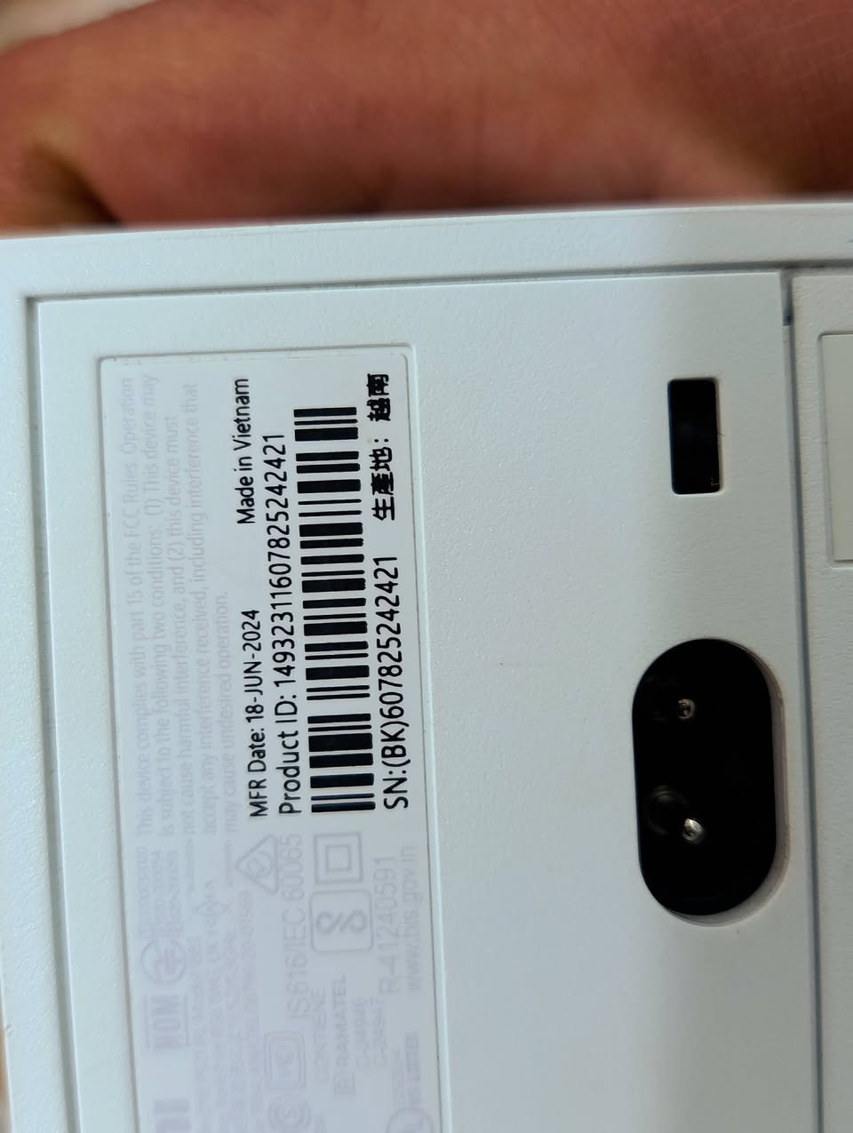 سلام عليكم إكس بوكس سريس Sمساح 512بي شتراك شهر مشتري بي رد ردبشن 2سعره 425الف مكان  نجف الاشرف حي جامعه شارع 20 رقم الهاتف ***********جهاز ما صاله 6شهر
