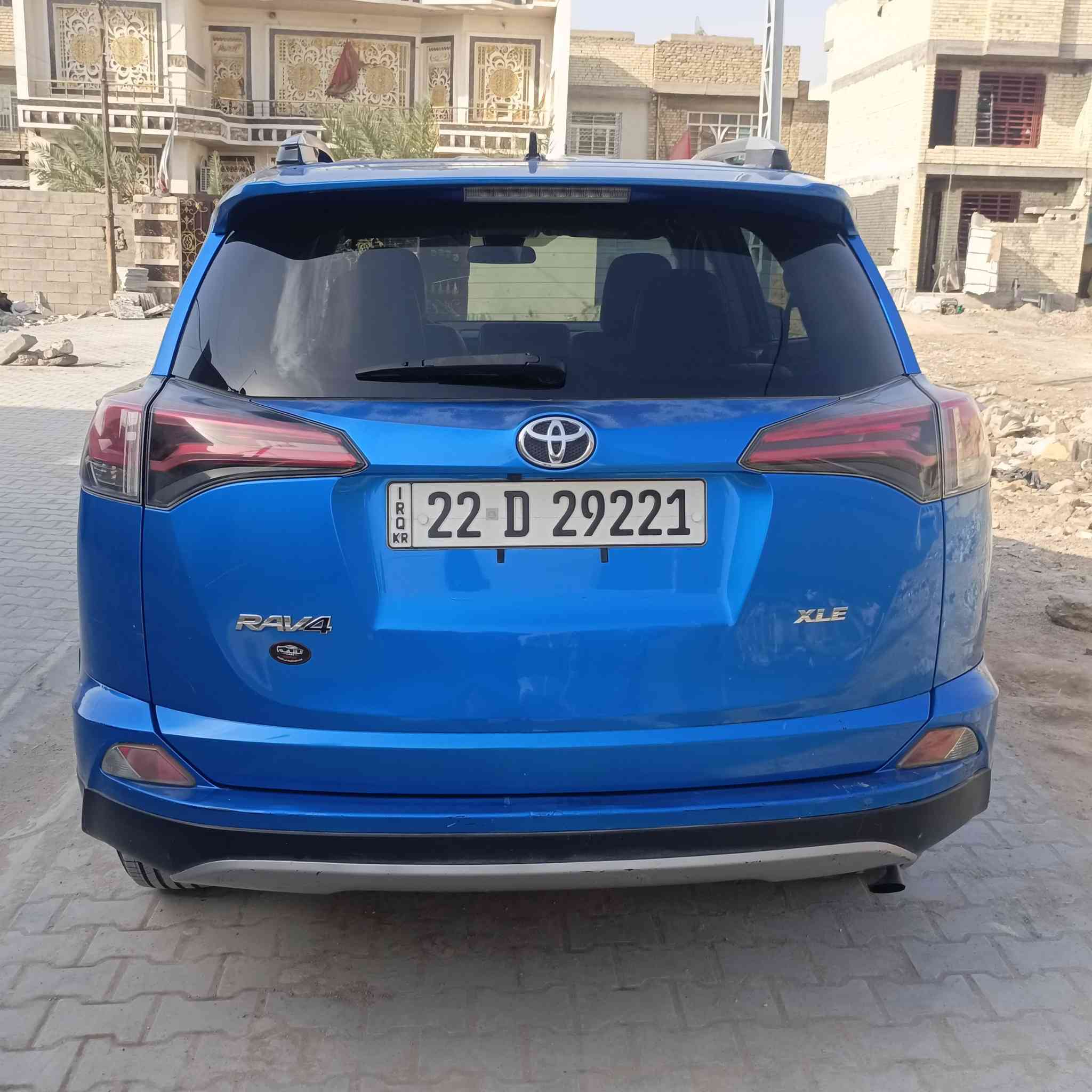 السلام عليكم 
راف فور موديل 2017 بسمي  حادثها جاملغ وبنيد0بدون  دواخل السعر 165وبيها مجال 
مكاني بغداد الشعله 
***********
***********
