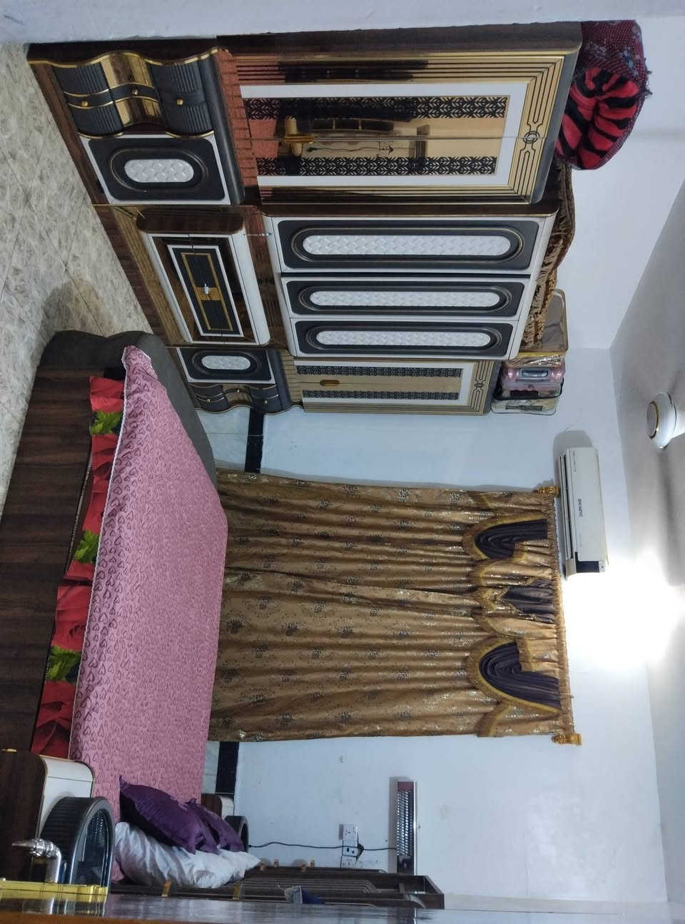 السلام عليكم بيت للبيع نعيدالنشر بسبب الوعود الكاذبة مساحة ١٧٠متر واجهه ٧ونص نزال ٢٠ استقبال وصاله ومطبخ و٢غرف ومجمع صيحات خارجي وداخلي البيت جاهز ماتخسر ربع سيراميك كهرباء ماء الطابق الثاني غرفه وصاله ومجمع صيحات مستعجل على بيع السعر ١٥٥


**إذا كنت صاحب هذا الإعلان وتريد حذفه لأي سبب، رجاءا أرسل رسالة إلى الدعم الفني**