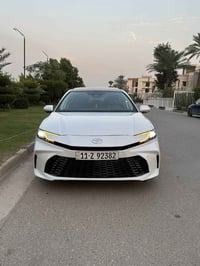 كامري هايبرد   وارد امريكي  ‏xle 2025  ‏1/1 فول الفول مكينة 2500 ماشيه...