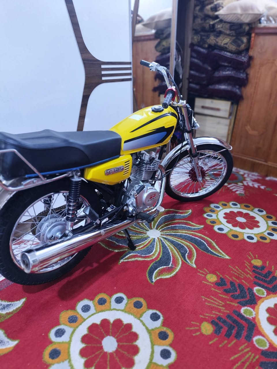 للبيع رابيدو الصلي ي نقص ما بيها كلشي شغال  توه معمره الدراجه ادوات ادوات مكاني بصره قضاء المدينه سعر خاص شراي نتصل ***********
