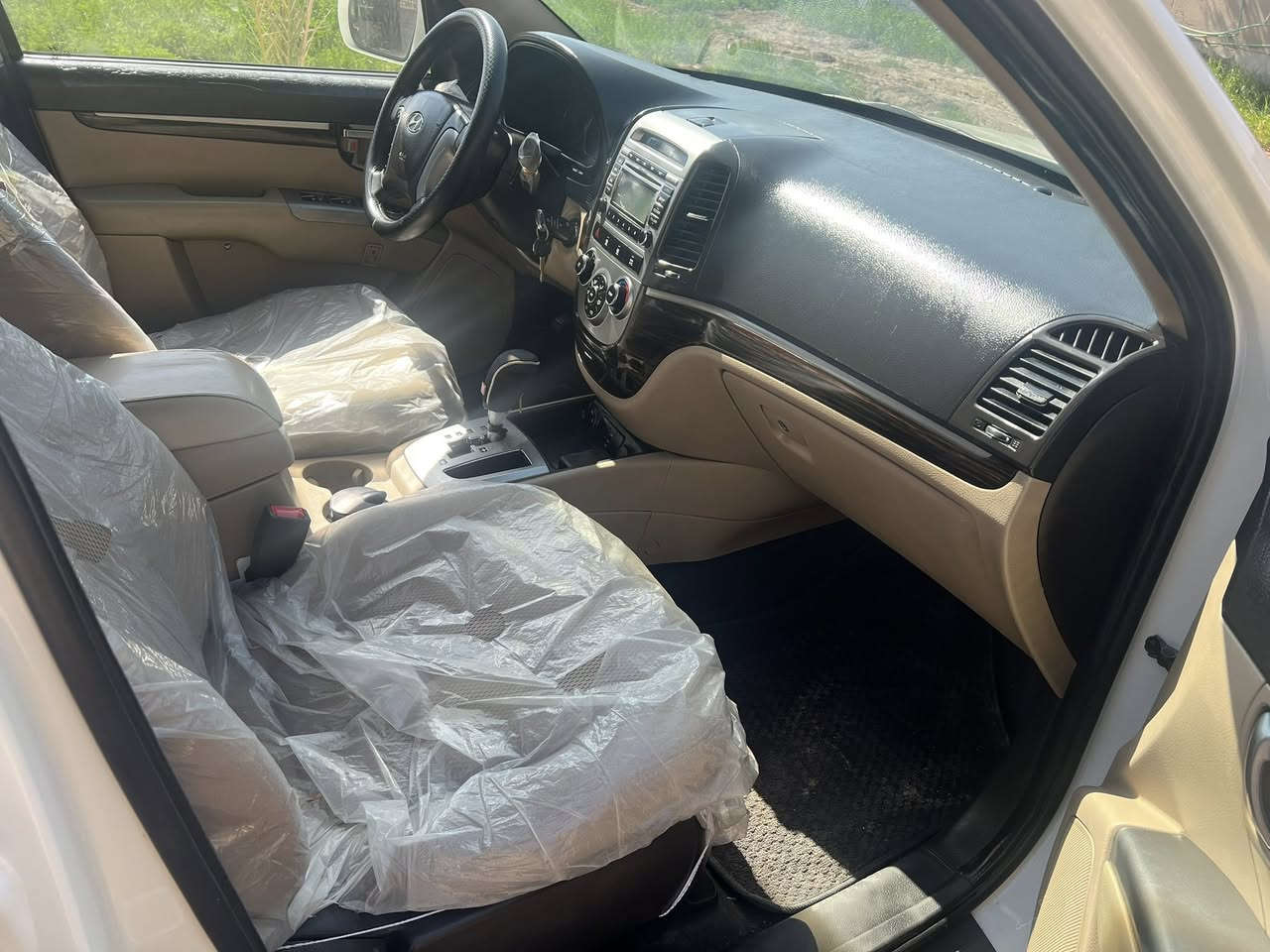 سنتافيا البيع موديل ٢٠١٢ خليجي رقم بغداد نكليزي بسمي محرك سته كفاله من ضربه بيه رشه صبغ بصيطه ماشر عليه بل صوره كير محرك مامفتوح كفاله سياره جاهزه سعر ١٥٨ رقم ***********مكان ميسان
