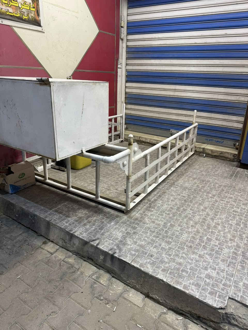 محجر نيسان للبيع نظيف درجه أولى 
سعر ٢٥٠الف 

***********
