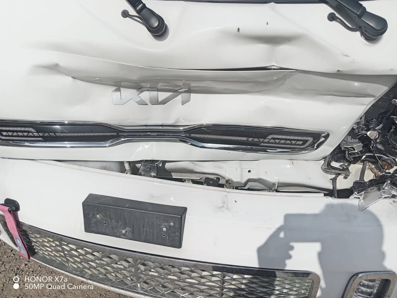 سلام عليكم كيا حمل فول مواصفات موديل ٢٠٢٥ ضرر بسيط ماعدا بجم سعر ١٣٥ بيه مجال ***********
