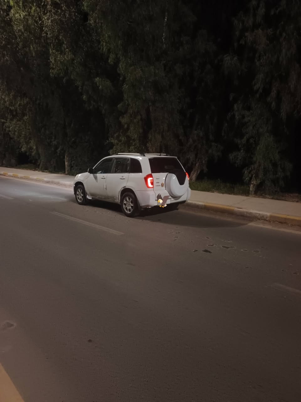 سلام عليكم تيكو موديل 2013 كير كهربائي كير محرك مكفولات تبريد ❄ثلج محرك 1800 مواصفاتها معروفه سعر 60وبيها مجال ***********
