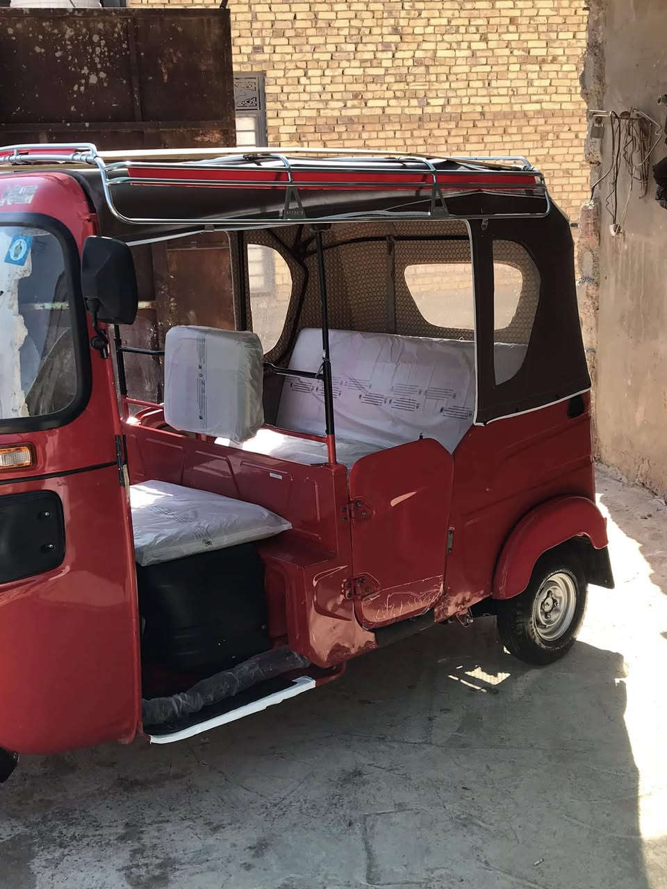 السلام عليكم تكتك ٢٢شهر ١٠كفاله بيه قليل يم بكلايت بارد  ***********
