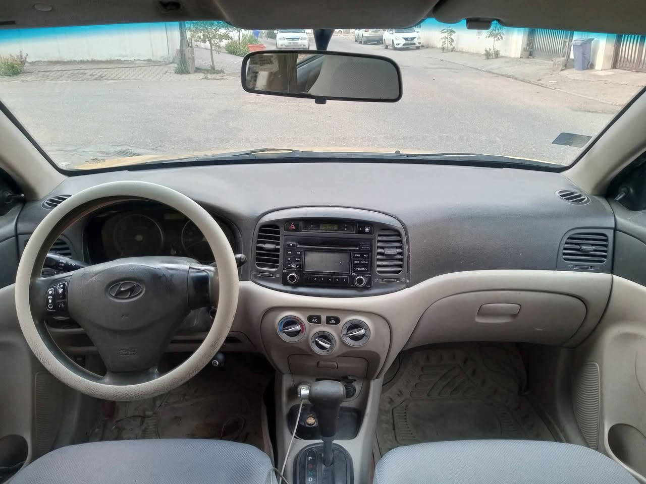 اكسنت 2008صفره للبيع ب72  بسمي كير محرك تبريد ***********
اخون اني امكلف بالنشر خابر وتدلل
