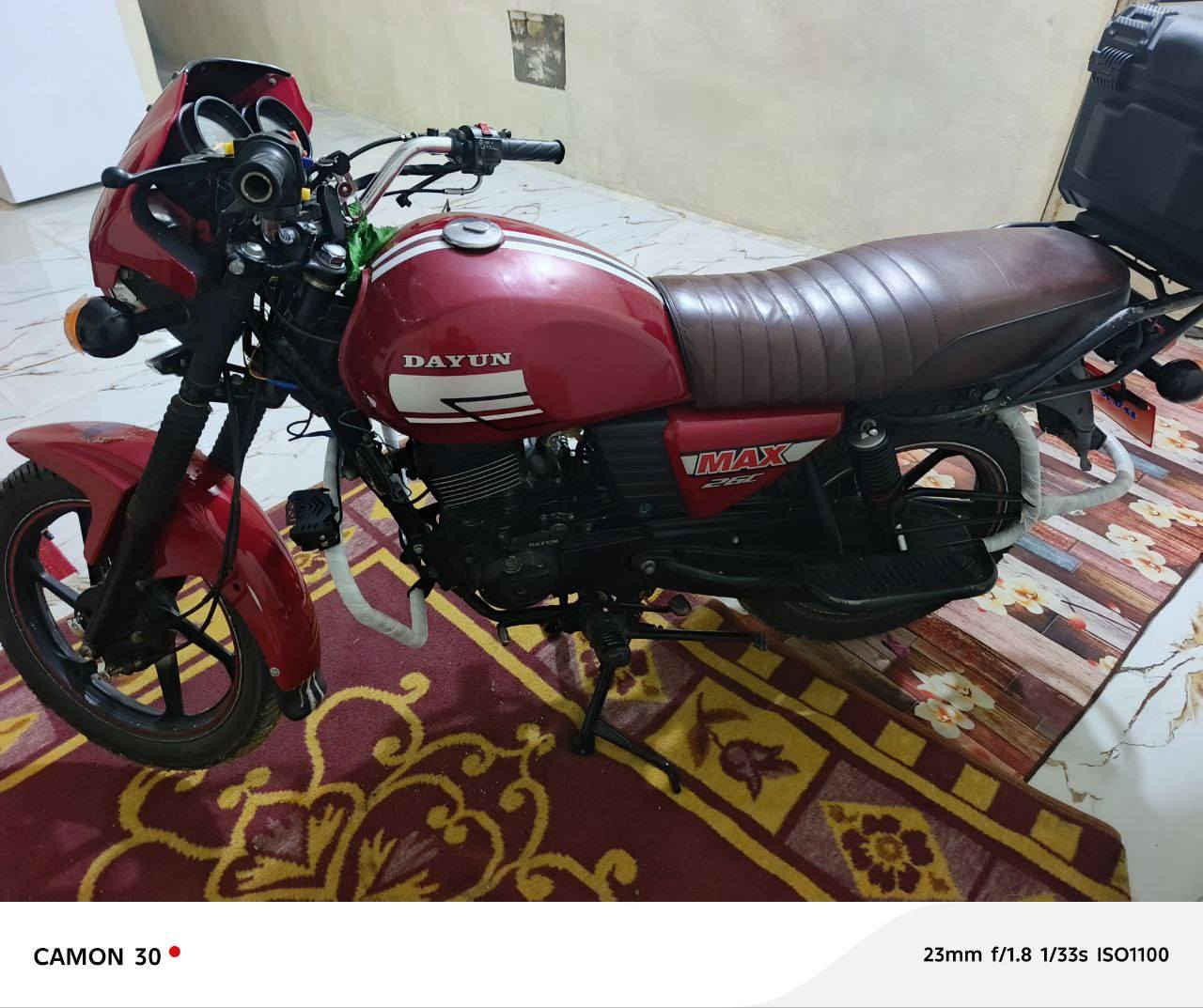 السلام عليكم
حبايب دراجه دايوان مديل 21 دراجة جديدة  اوراق كاملة ونضيفه 
العنوان خاجية شارع بدرة ***********
