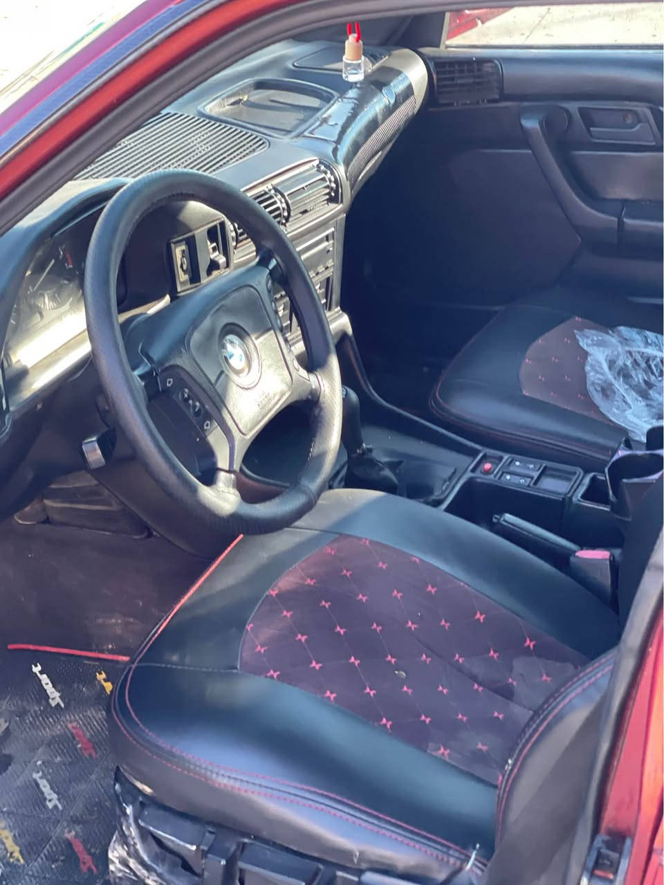 سەرەتا بەناویخوا
BMW525
مۆدیل ١٩٩٢گێڕعادی سبوغ عام پەمپەتەنها بۆجوانی سەیارەکە ڕەقەم هەولێرەبەناو ناکرێ ئەوەلیات بەشەرتە کێشەی مەدەنی بەشەرت کۆدی مروری لەگەڵایەگێڕومەکینەی بەشەرت کەمێک دەنگی دیجیتەڵی هەیە بڕاوە موس هەموی بەشەرت پشتو پێشی کەپسە تەقەڕەقەی بەشەرت بۆزانینی س نرخو زانیاری زیاتر پەیوەندی بەم ژمارەیە بکە ***********/وەتس ئاپو ڤایبەری لەسەرە Singapore
