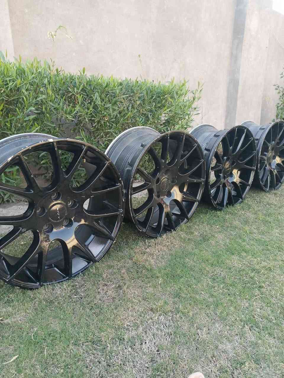 ويل حجم 20 مكفول شرط اخو جديد مكان بغداد السعر 400 وبي مجال قليل ***********
