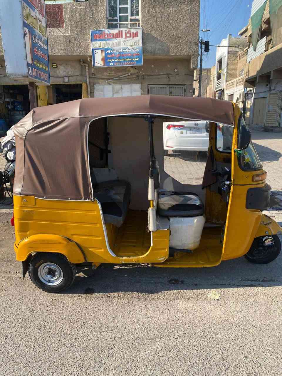 سلام عليكم تكتك للبيع موديل ٢٠١٩ الشهر ال١٠ رقم وسنويه تحويل ثاني يوم تكتك خير من الله اكسل جديد كهربائيات كلها شغاله ضفيره جديده خلفيه اماميه تكتك كبل لشارع مال جناي تكتك مصبوغه عام لجماليه بيها ظربه بلغد ومعمر وبيها ظربه ليوره بصف الجاملغ بصيطه وخياسات هم بصيطه كما موضح بصوره ريدها ب٦ وبيها مجال بصيط حك الجيه الاستفسار اتصال ع رقم *********** مكاني بغداد مدينه الصدر قطاع ١٦
