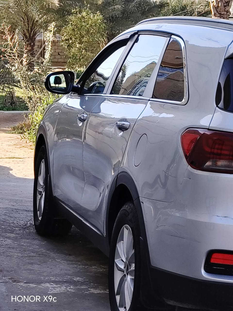 سلام عليكم سورنتو 20019 أمريكي لبيع او مراوس محرك 6سلند حداديه جديده سبعه راكب فور ويل كشن كهرباء  كامره بلاديه بيه اربع قطع صبغ بدون دواخل كلير لسعر 185 وبيه مجال لمكان فلوجه لهاتف *********** //***********
