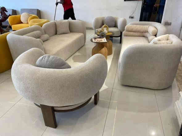 فروعنا مفتوحه تزورونا وتنورينا 
 الان عند انتيكا للاثاث 
لدينانظام الدفع الكاش 
والإلكتروني و نظام التقسيط على ماستر كارد الرافدين 
للموظفين والمتقاعدين للإستفسار *********** واستاب اسعار جمله تركي استيراد
