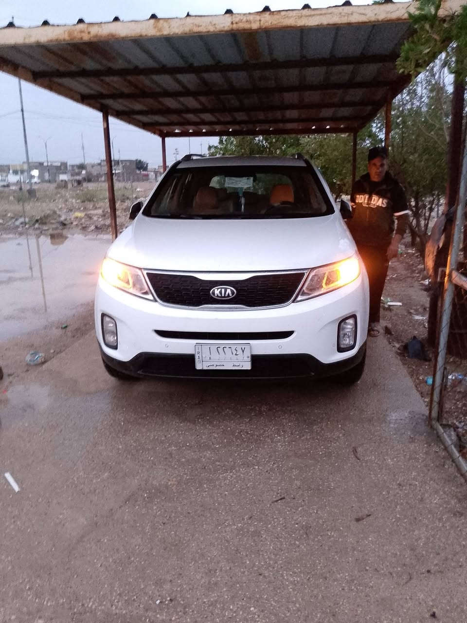 سلام عليكم 
كيه سورتوو ٢٠١٥ خليجيه فول عده الفتحه السياره مكفوله كفاله عامه تخم تاير جديد حداديه جديده مكينه وكير مكفولات كلشي شغال بسياره رقم واسط سنويه ٢٠٢٧ تحويل مباشر مكان الساره واسط كوت مركز المدينه سعر ١٧٠ وبيه مجال ***********
