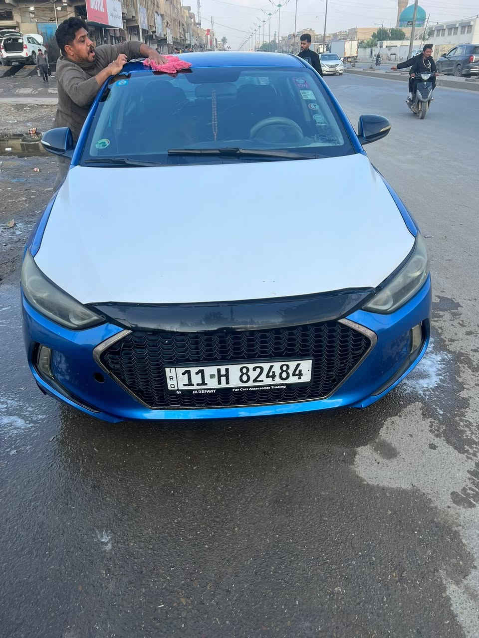 سلام عليكم
النترا بحري 2017 وارد كندي 
مكينه 2000دوش
بدون صبغ حادث مرفق مع الصور 
تبديل بنيد فقط والجاملغ راجع عالبارد
شاشة كبيرة كامرة تحكم جهتين
كشن تدفئة
حساس خلفي اشاير بالمري
كير مكينه بشرط
رقم بغداد 
السعر112$وبيها مجال
السيارة باسمي تحويل ثاني يوم 
مكان السيارة بغداد الرصافة
استفسار ع الرقم
 السونار  مع الصور
***********
