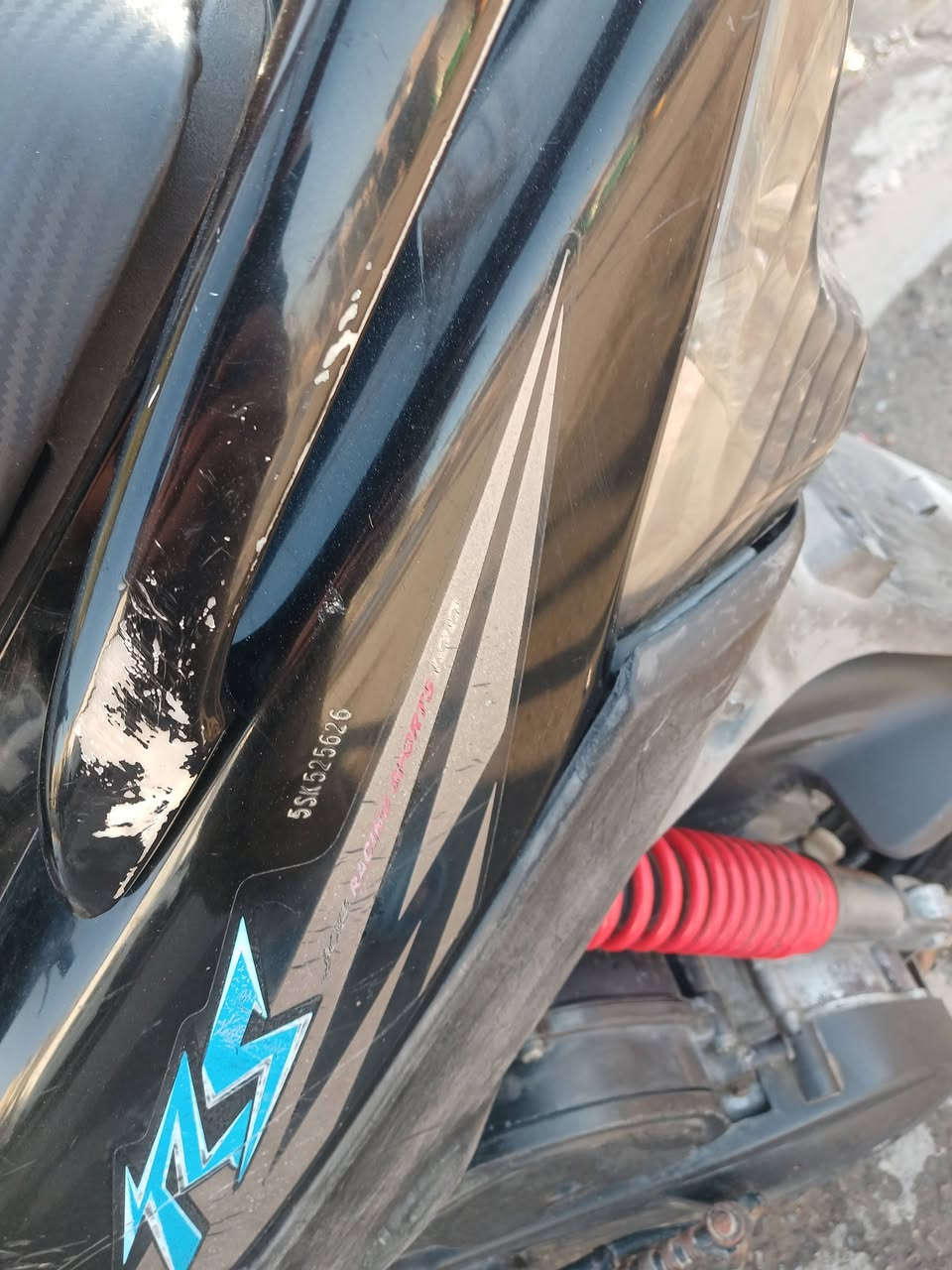 ماكس عدلة مختمة مكينة بلادية برغي ما مفتوح بيها السعر 600 وبيها مجال ***********
