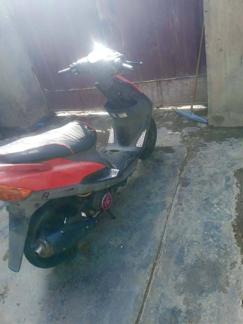 السلام عليكم
ماكس عدله 🍅
كفاله عامه ختم واحد ويه المكينه برغي ما مفتوح بيه وعل فحص ما صار هواي من نازله شلعه ومعدل كهربائيات السعر ٧٥٠ وبيه مجال 
مكاني المسيب حي العسكري 
***********
