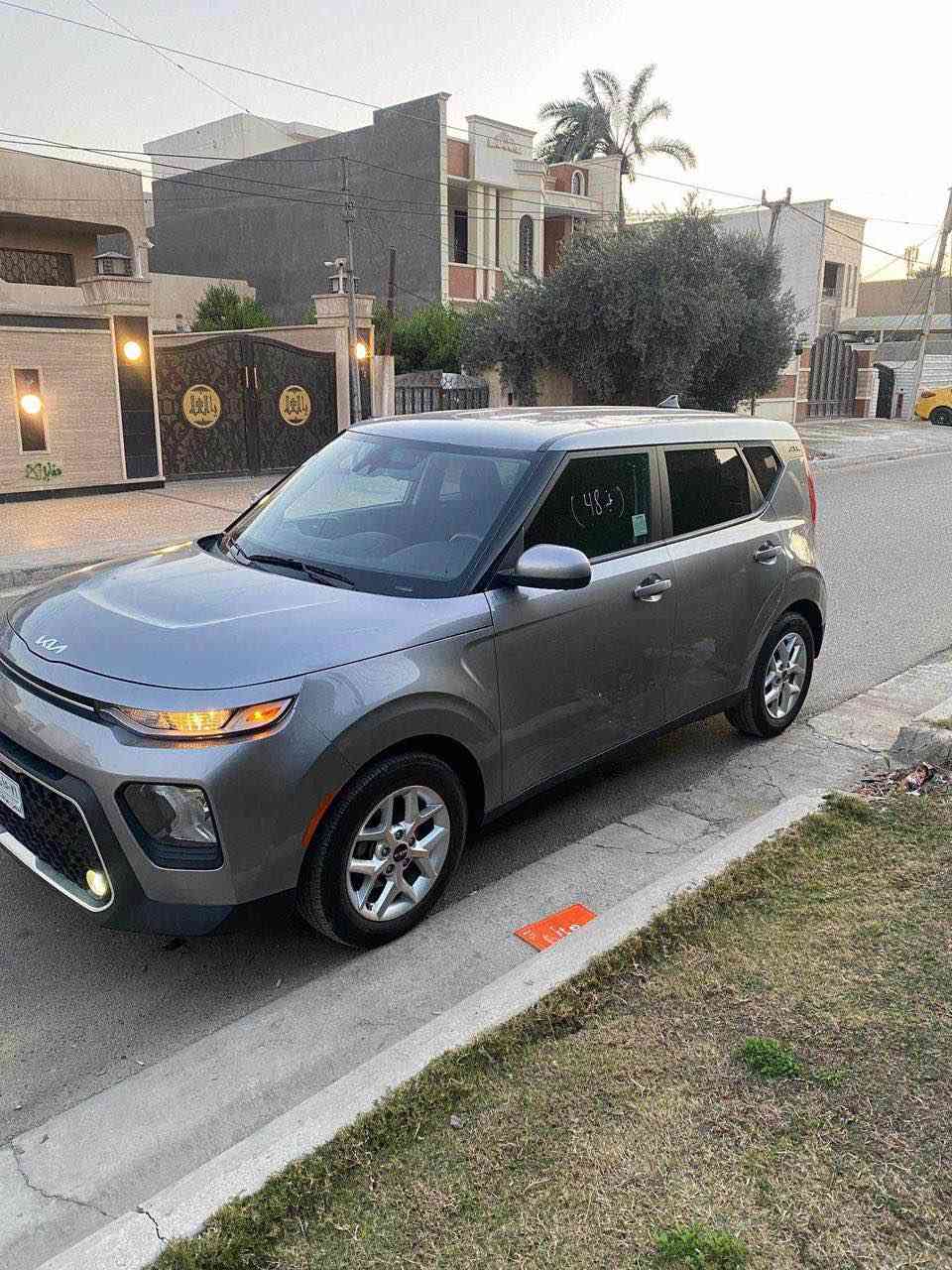 سلام عليكم كيا سول 2022رقم بغداد 
ماشية 30 الف قابل للزيادة فول ماعدى البصمة والفتحة تحكم ستيرن رادارات امامي جانبي
 خلفي كير 8 نمر محرك 2000 دوش حادثهة بنيد وجاملغ جهة السكن بدون دواخل بس البراكيت مبدل للاستفسار ***********واتساب بغداد, العراق
