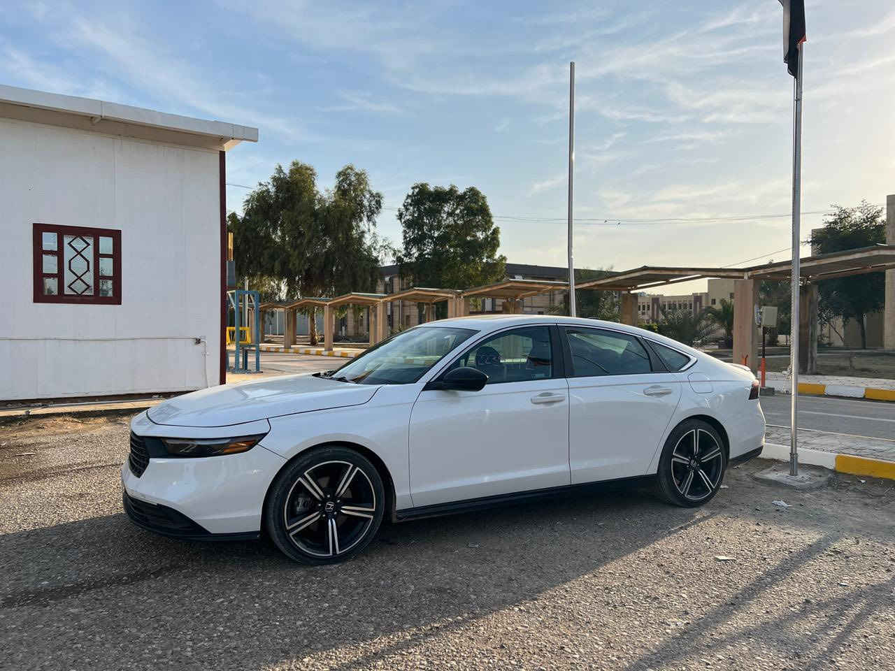 هوندا اكورد /|/بدون ايرباك بدون صبغ بدون تبديل بيها بارد بل بونيد وبل جاملغ شي قليل موضح بل صور البارد
- SPORT فئة
ماشية33000 ميل وقابل للزياده
موديل 2024 هايبرد
بعدهااا جديده
• ذاكرة تخزين
• مكينة 2000 هايبرد تنفس طبيعي
• كير اوتوماتيك
• شاشة كبيرة
• سستم سماعات
• فتحه سلايد
• كاميرا خلفية 3 انظمة
• كراسي كهرباء
• رادار امامي
• مانع تصادم
• محدد مسار
• تصحيح مسار
• شفتات بالستيرن
• مثبت سرعة
• مانع انزلاق
• دخول ذكي
• هندبريك كهرباء
• عداد ديجيتال
• لايت عدسات زينون
• نظام اوتو لايت Auto
• لايت ليد
اوتو هولد للبريك
• حساسات مطر
• حساسات امامي خلفي
• حساسات ضغط هواء الاطارات أوامر صوتية
eco, individual, sport, normal) أنظمة قيادة
•4 السعر 205$ وبيها مجال ***********
