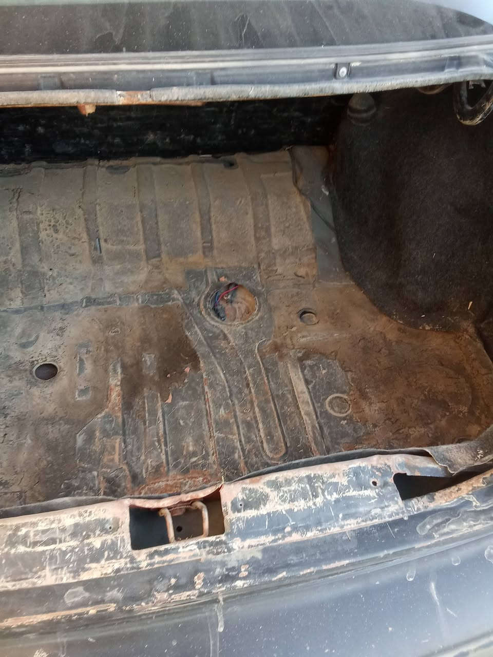 السلام عليكم ورحمة الله وبركاته برنس موديل 94رقم بغداد سنويه نافذه مكينه خير من الله كير بيه خلل النمره الاخيره شواصي جدد ابلاديه
تخم تاير جديد.  عوزهه باتري    سياره بدون ضربه اتريدهه تسقيط اتريدهه جني بقت يمك السعر 18قفل مكان السياره جبله
***********.     ***********
السلام عليكم ورحمة الله وبركاته برنس موديل 94رقم بغداد سنويه نافذه مكينه خير من الله كير بيه خلل النمره الاخيره شواصي جدد ابلاديه
