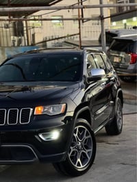 جراند شيروكي • ٢٠١٨ • دبل اكسل