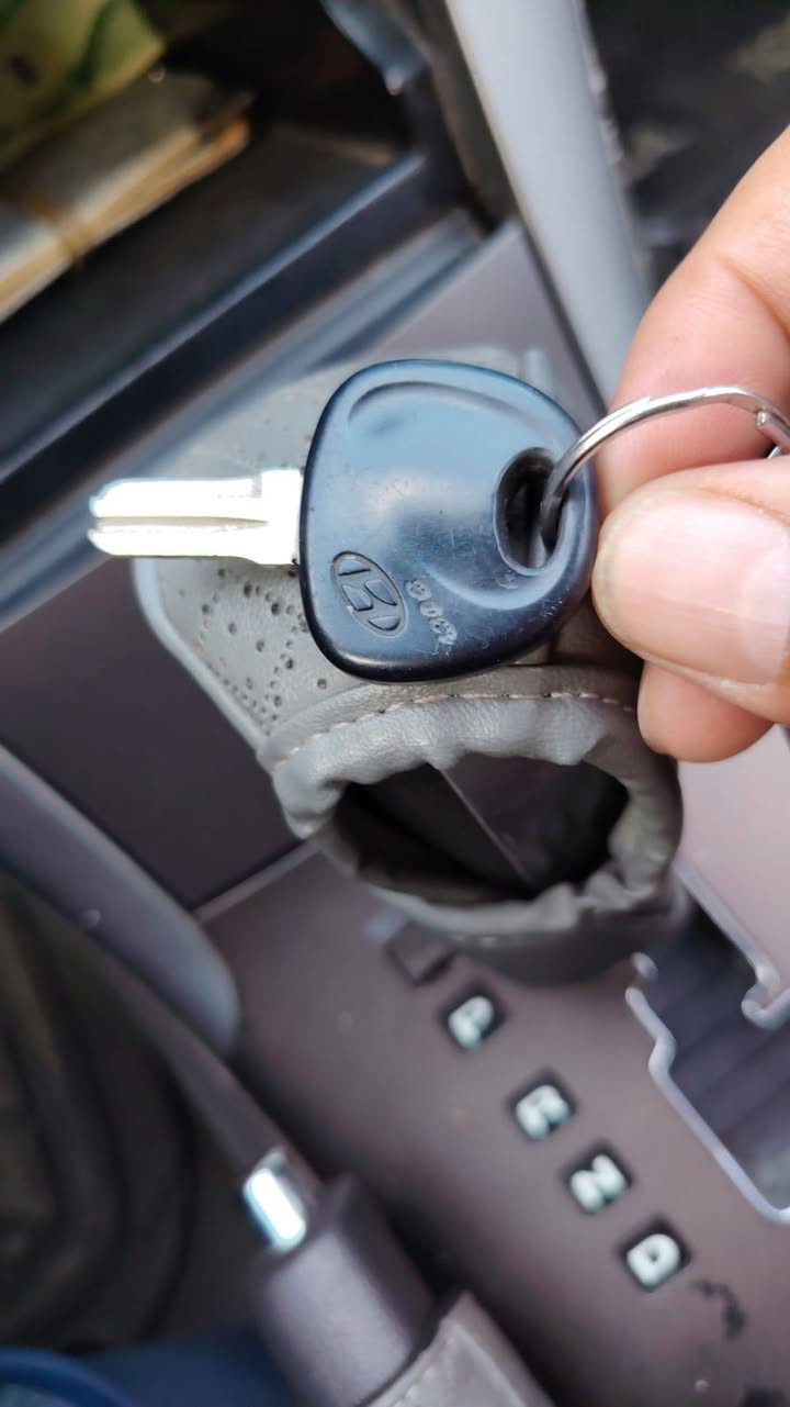 #_تنوية
تم انتقال محل #_مفتاح_الامان الى مدخل شارع الاميرات داخل مربع العلوه مجاور غسل السيارات.

ربط #سنتر_لوك 

ربط #شاشات_اندرويد لجميع السيارات

نسخ جميع #المفاتيح

إضافة #بصمات

ربط #مسجلات

ربط #لايتات و انارة الداخلية

كشف اعطال السيارات

فتح السيارات المغلقة

صيانة جميع الجوزات 

عمل مفتاح بدل ضائع

حياكم الله

#مفتاح_الامان 

#ناظم_***********
