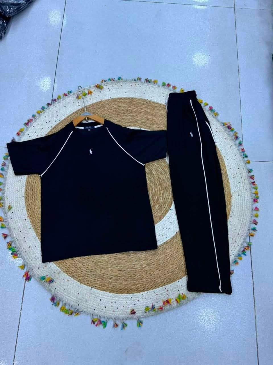 تراك رجالي تركي خامه أسفنجي 

قياس S M L XL XXL
السيري 5 قطع 
الشد 10 قطع ب206 الف


**إذا كنت صاحب هذا الإعلان وتريد حذفه لأي سبب، رجاءا أرسل رسالة إلى الدعم الفني**