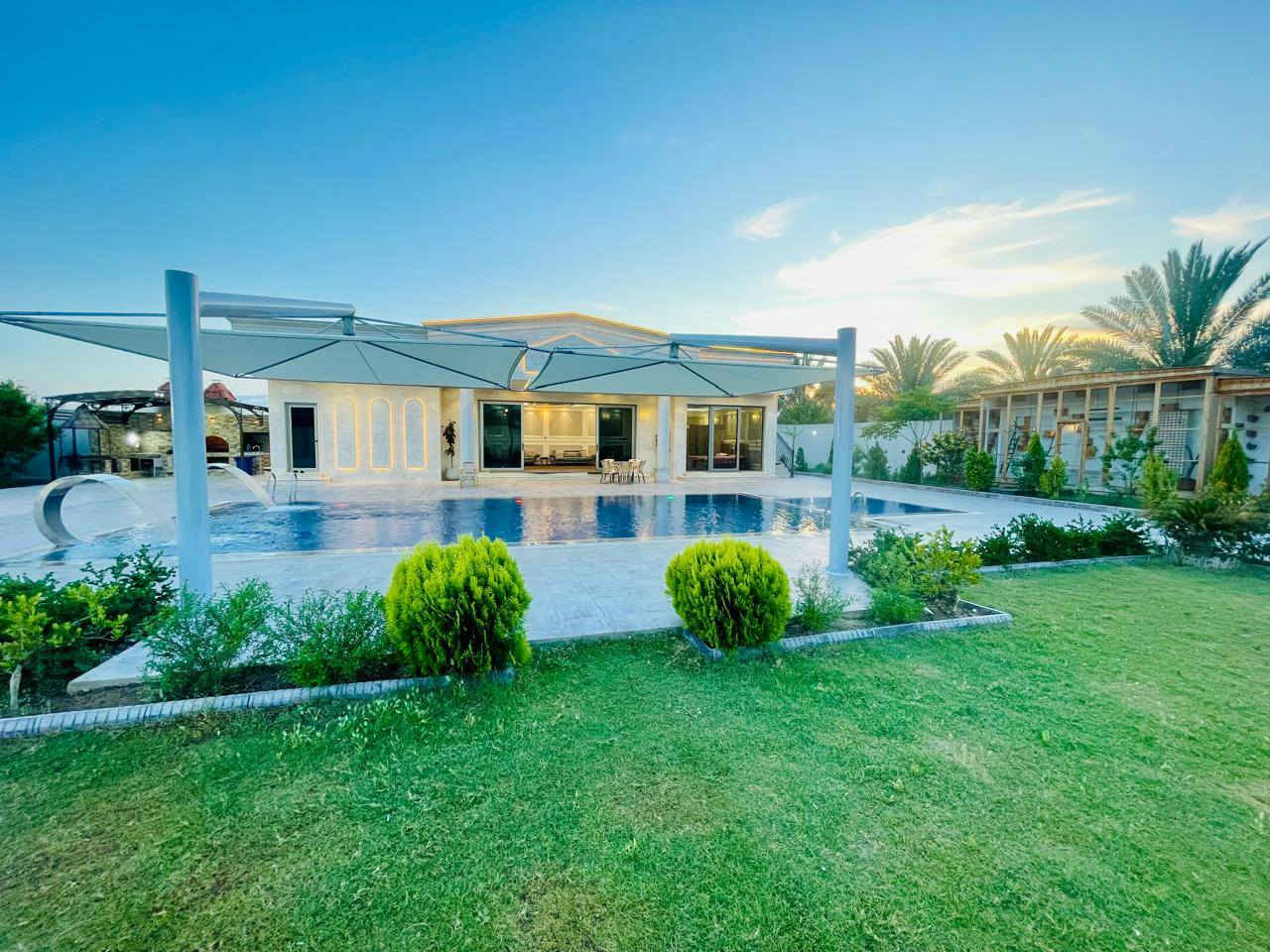 منتجع مزرعة بلد الإيجار اليومي

منتجع بلد الترفيهي … رفاهية وخصوصية في قلب الطبيعة 😍🌿منتجع بلد الترفيهي … رفاهية وخصوصية في قلب الطبيعة 😍🌿
نستقبل الجميع مناسبات 
هل تبحث عن مكان يمنحك الهدوء والخصوصية وقضاء أوقات لا تُنسى مع العائلة؟
منتجع  بلد الترفيهي  يفتح أبوابه ليمنحكم تجربة فاخرة تجمع بين الراحة، الترفيه، والطبيعة الساحرة.
🌿 رقم مزرعة 18 🌿 
احجز مزرعتك الآن وتمتع بخصوصية كاملة وأجواء مثالية للاسترخاء والمرح 🥰

مميزات منتجع بلد 🏡

• مساحة واسعة تبلغ 2500 متر مربع (دونم كامل) تمنحكم الراحة والحرية.
• كهرباء 24 ساعة مع مولدة تعمل بنظام التشغيل الأوتوماتيكي لضمان الخدمة دون انقطاع.
• مسبح خاص للأطفال ليعيشوا أجمل لحظات المرح. 👧👦
• مسبح للكبار بمساحة 14 × 8 متر لأجواء سباحة ممتعة. 🏊
• ألعاب ترفيهية للكبار مثل منضدة تنس الطاولة وفيشة. 🎮🏓
• صالة كبيرة مؤثثة ومكيفة + غرفة نوم مؤثثة ومكيفة.
• مطبخ متكامل على الطراز الإيطالي مجهز بكافة المستلزمات. 🍽️
• إنترنت 4G متوفر طوال الوقت.
• جلسات خارجية فاخرة جداً وسط الطبيعة.
• حدائق جميلة للتصوير تضم نباتات نادرة وطيوراً مميزة تضيف لمسة ساحرة. 📸🌺
• مكان مخصص للشواء مجهز بالكامل لكل احتياجاتكم. 🔥🍖
• كراسي مسبح فاخرة للاسترخاء والاستمتاع بالأجواء.
• مجموعة صحيات داخلية وخارجية متكاملة.
• سماعات دي جي داخلية لأجواء مليئة بالمرح. 🎵
• تعقيم كامل للمنتجع بعد كل استخدام حفاظاً على سلامتكم.

⭕️ علماً أن المنتجع حديث الإنشاء ومصمم وفق الطراز المعماري العصري ليمنحكم أعلى درجات الراحة والرفاهية.

احجز… اسبح… اشوِ… واصنع أجمل الذكريات مع عائلتك في أجواء صيفية رائعة داخل منتجع بلد الترفيهي ☀️🏊🔥

📍 العنوان: صلاح الدين – قضاء بلد

📞 للحجز والاستفسار:
*********** 📞 

📲 واتساب:☎️ 
*********** 

منتجع بلد الترفيهي… منتجع العائلة العراقية ❤️🌿

#مزارع_للايجار #اليومي #بلد #بغداد #سامراء #ديالى
#شاليهات #منتجعات #مزارع #السياحة #الترفيهي
