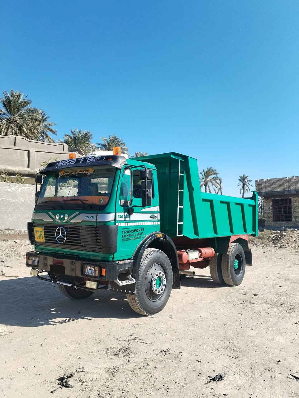 سلام عليكم البي ألماني موديل 75
محرك 25 كير 25
اكسن جيئف رقم بابل اصل كلاب شاصي مكفول مكينه مكفوله حداديه جديده 
الاستفسار
*********** 
***********
