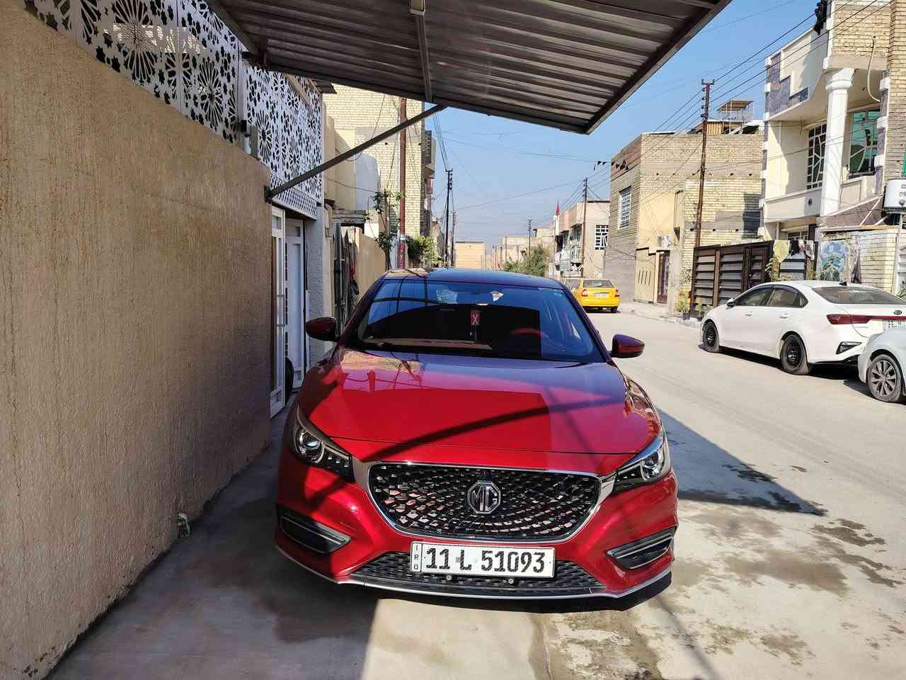 السلام عليكم سياره MG6  فول بأسمي رقم بغداد ماشيه 40  بدون صبغ  مديل 2023 وتفاصيل السياره معروفه ابحث عنها وشوف
رايدها 21 مليون وبيها مجال بسيط 
***********
