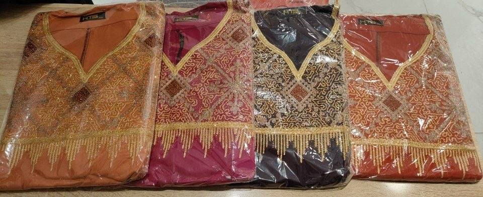 دشداشة كشمير مطاط الأصلي 

تطريز غباني صدر وردن 

القياسات /L XL XXL 

سعر الدرزن 145 الف 

اقل طلب درزن


**إذا كنت صاحب هذا الإعلان وتريد حذفه لأي سبب، رجاءا أرسل رسالة إلى الدعم الفني**