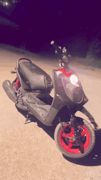 سكنس جبلي للبيع لدراجه مصار شهر ونص من نزلت من لرمبه لدراجه مكفوله من لتاير للتاير كفرات ختم ويه لمحرك لمحرك مكفول لدراجه نضيفه سعرها 1350 وبيها مجال قليل للستفسار الخاص مفتوح أو عل رقم ***********
