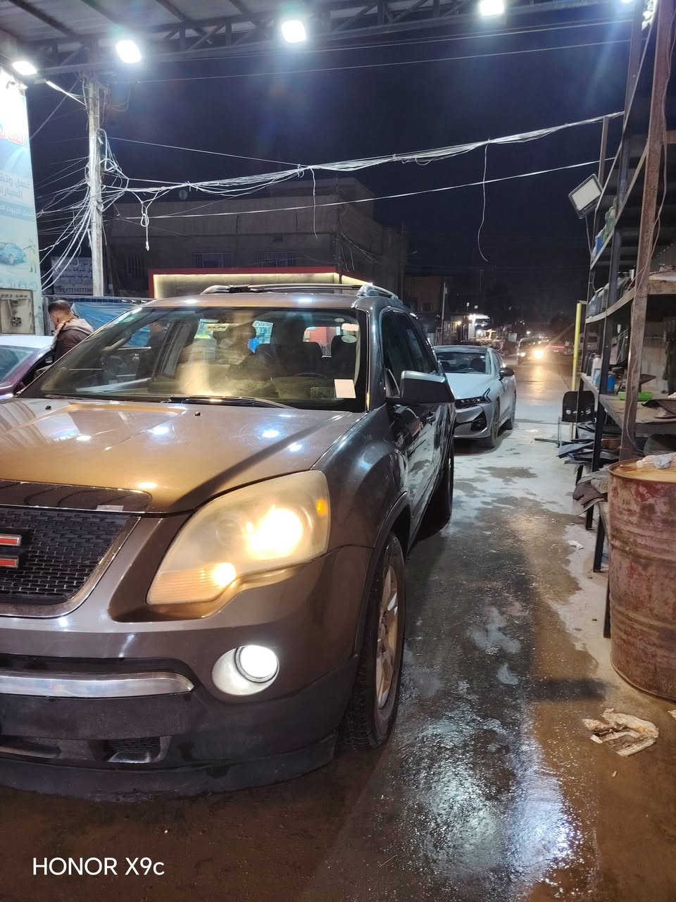 من رخصت الادمن
اكاديا موديل 9 مكفوله من الكير والمحرك والصدر والتبريد بيهه ضربه بالباب الخلفي
كامره وشاشه ذكيه
دبل اكزوز
تحكم استيرن
اشاره بل مره
السعر ٧٥ العنوان بغداد رقم المبايل *********** موجود واتساب والفيس
