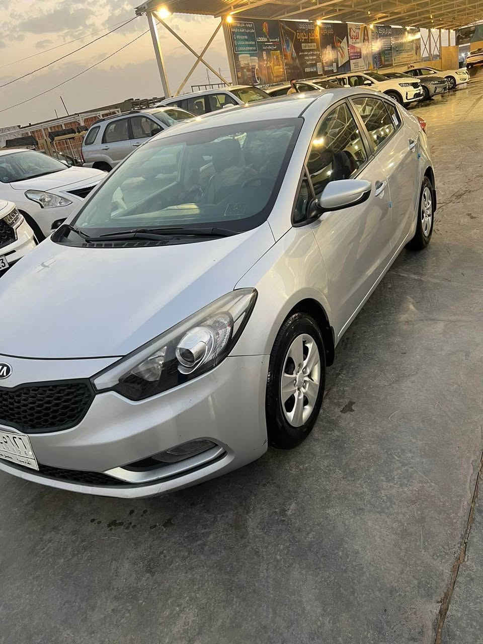KIA CERATO 
كيا سيراتو خليجي (كفالة ) بدون تبديل او صبغ 
محرك 1600 لون سلفر مكان السياره الديوانية للاستفسار *********** ديوانية, القادسية
