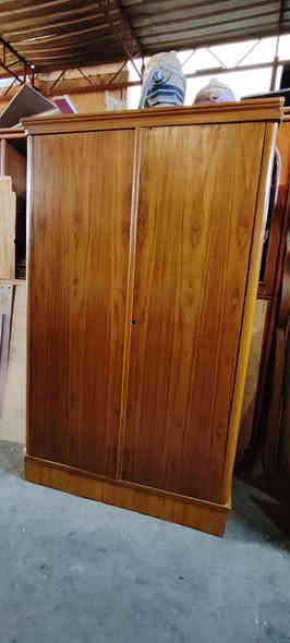 كنتور ابو بابين تزكام نجاره جديده عراقيه للبيع السعر 130 وبي مجال مكاني كوفه حي ميسان شارع بوريات قرب مجمع زيتونه
للستفسار التصال ع الرقم ***********
