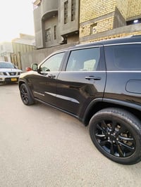 جراند شيروكي • ٢٠١٦ • رقم بغداد