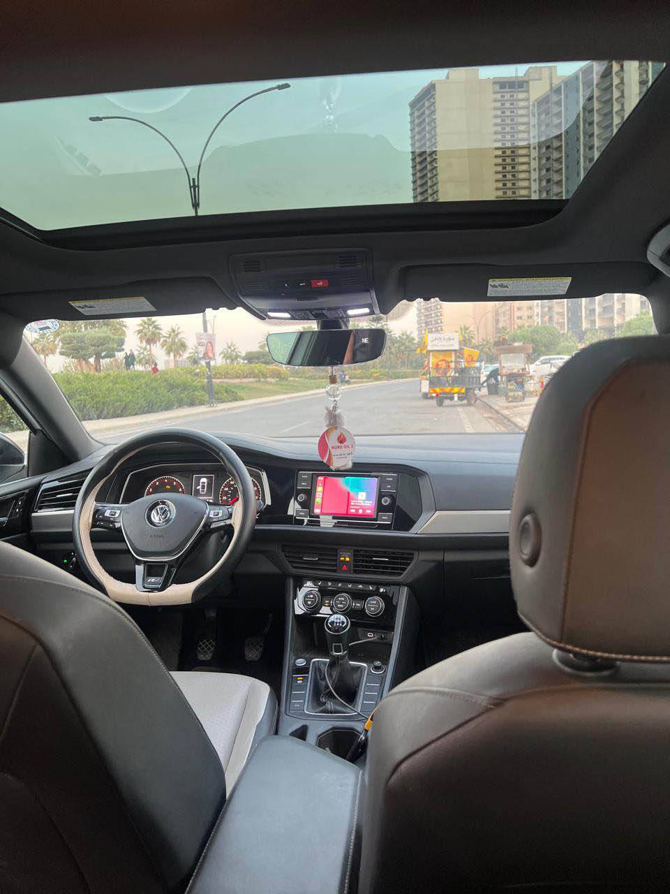 جیتا مۆدیل 2021 - R line 

مواسەفات:
R لاین - R line 
مەکینە 1.4 تۆربۆ مەرغوب 
گێڕ عادی 
دوو سویج بیلادی
پانۆراما 
کوشین هیتەر
کوشین جلد و 2 ڕەنگ
شاشە کارپلەی - کامیرا
برێک بەسمە 
ئۆتۆ هۆڵد
تحدید سورعە
سوکان ڤۆلیۆم 
ڕاداری پشت و پێش
ئاوێنە حساس و ڕادار 
ئاوێنەی ژوورێ بیلاد پۆلۆڕایز 

•••••••••••••••
سەیارەکە یەک پارچەی هەیە 
چاملغی پشتەوەی لای سایەق
بێ ژوورێ بێ ئێرباگ 

گێڕ و مەکینە و تەبرید و کارەباییات هەموو شتیکی بە شەرت یەک دینار مەسروفی تێدا نیە 
چوار تایەی لۆکی لۆ بەسترایە 

لایت و بەگ لایت بیلادی
ڕادێتە بیلادی 
سەیارەکە یەک دەستە زۆر پاک مایتەوە هەموو شتی لەسەر دەقی بیلادیە و پێش و پشتی کەپسە 

ماوەی ڕۆیشتنی 66 هەزار کیلۆ مەتر ڕۆیشتیە 

رەقەم و سەنەوی و هەزەی هەموو شتیکی نوییە 
بە شەرتی غەرامە و بەناوکردن 
سەیارەکە بەناوی خۆمە 

نرخی 163 وەرەقە و مەجال 
شوێن - هەولێر
 ژمارە مۆبایل 0,7,5,0,7,3,1,4,1,4,4

عربي 

جيتا موديل 2021 - R line 

مواصفات :
R line 
محرك 1.4 توربو
كير عادي
٢ بسمة ( سويج ) بلادي
بانوراما
كشنات هيتر ( تدفئة)
شاشة كاربلاي ( car play ) + كاميرا خلفية
بريك بصمة
اوتو هولد
تحديد سرعة
تحكمات ستيرن 
رادار امامي و خلفي
مراية حساس و رادار 
مراية داخلية بيلاد بولورايز 

••••••••••••
كير و محرك و تبريد و كهربائيات كله بشرط ما بيها ولا دينار مصروف
٤ تایرات جدید  

لايتات امامي و خلفي بلادي
راديتر بلادي
سيارة على وضع شركة كلشي على بلادي 

ماشية 66 الف كيلومتر 

رقم و هزة و سنوية كله جديد 
بشرط تحويل و غرامة 

سعر 163 ورقة و مجال للطيبين 
مكان سيارة - اربيل
رقم موبایل
0,7,5,0,7,3,1,4,1,4,4 أربيل, العراق


**إذا كنت صاحب هذا الإعلان وتريد حذفه لأي سبب، رجاءا أرسل رسالة إلى الدعم الفني**