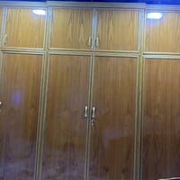خشب وصاج • ارتفاع ٢٤٥سم • عرض ٣٦٠سم