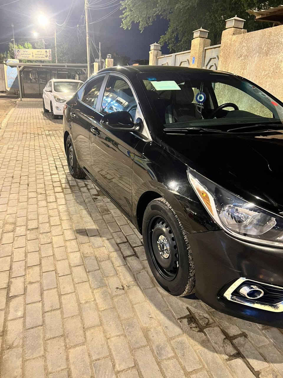 السلام عليك اكسنت للبيع موديل ٢٠٢٢ رقم بصره معوقين حادث جدا بسيط وارد امريكي  لون اسود رقم لاستفسار أكثر رقم صاحب السيار ه  *********** يوجد واتساب مكان السيارة محافظة البصرة  السعر المطلوب  ١٠٠٢٥$
