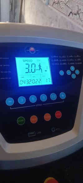 جهاز رياضي جري نضيف جدا
١٥٠ كيلو ألماني
السعر علخاص او الاتصال علرقم *********** #جهاز #اثاث_فاخر #مستخدم #أجهزةمستعملة #كهربائيات #جهازجري #اربيل #موصل #توصيل #اكسبلور #متابعين #الجميع #رياضة #جهازرياضة
