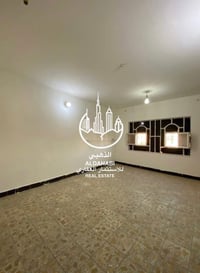 بيت طابقين للايجار في دور الصحه موقع مميز جاهز للسكن يحتوي على اربع غر...