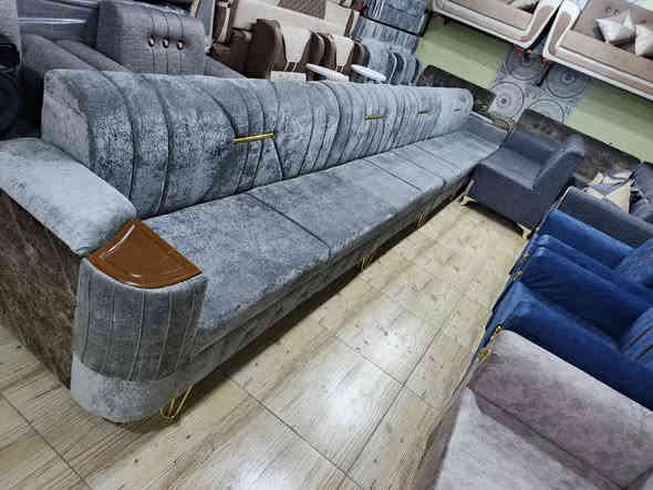 يارب عليك،،، كولشي بلمنشور للبيع يوجد جديد ومستخدم بلمنشور،،،،، ملاحظه....اروس الجديد بلمستخدم ادوشم القديم،، اشتغل حسب الطلب ولون ديوان او تخم  للعلم التوصيل مجاني بادارت حيدر ابو امير،، ***********واتساب فقط كوت العزه الجديده  فيس مارد
