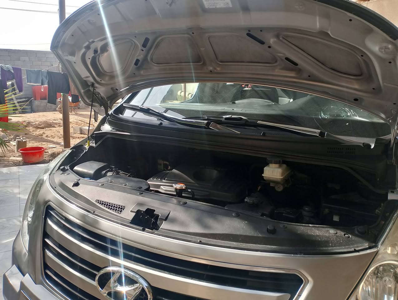 السلام عليكم ستاركس للبيع موديل 2016 كفاله عامة الرقم بصرة مكينه مجول غير متواجد ع الفيس***********
