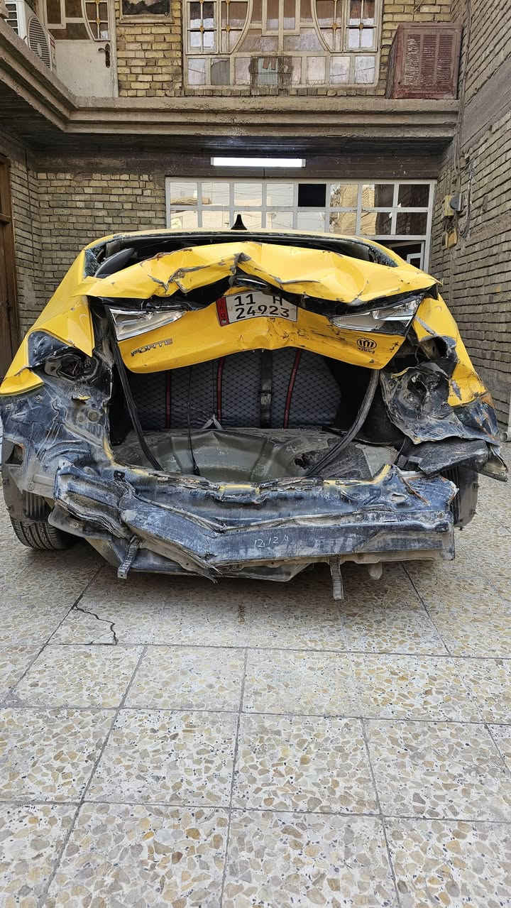 السلام عليكم فورتي 2015 للبيع السياره تمشي ابيع على حادثها السعر 65$
‏‪***********‬‏
