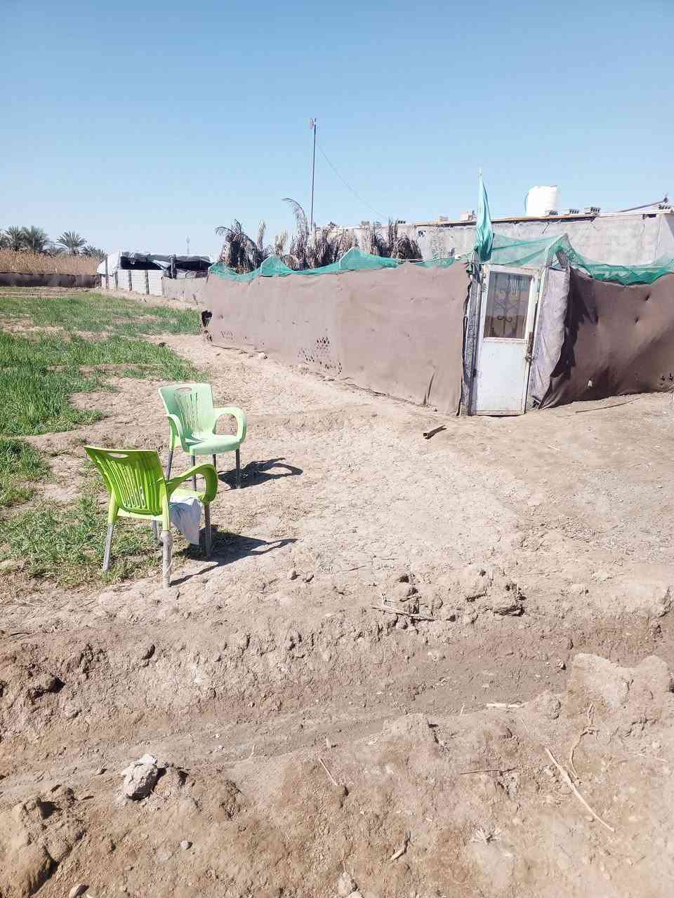 .....(اللهم صل على محمد وال محمد)...........

             ( اليوم العرض نار 🔥).                  

______(بمناسبة شهر رمضان المبارك)_______

(إلى عشاق الأماكن الجميلة و المساحة الكبير) 

يعلن مكتب الزهراء للعقارات والمقاولات العامه لبيع وشراء الاراضي والدور السكنيه والبنايات التجاريه يعلن عن نصف دونم طابو زراعي سند 25 تحويل مباشر باسم المشتري الموقع فد شي 

المساحة الكليه/1250م نصف دونم 

الأبعاد/25الوجه+النزال 50م 

جنس العقار/ طابو زراعي سند 25 تحويل مباشر باسم المشتري 

الخدمات/ماء وكهرباء وماء للسقي متوفر مع ماطور للسقي 

الموقع/بابل /المسيب/قرب الامام سيد سهل مكان كلش راقي وحلو 

السعر/يرجى مراجعه المكتب 

الاستفسار اكثر يرجى مراجعه المكتب مكان المكتب بابل المسيب مفرق معمل الاسمنت أو الاتصال على الارقام التاليه 
***********
@إشارة #للجميع
