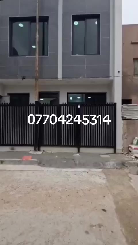 السلام عليكم بيت للبيع طابو صرف طابقين المساحة 47متر بناء جديد زيرو يحتوي على غرفتين نوم صاله مطبخ صحيات مدخلين الموقع الدورة شارع 60 قرب تجاري 
***********
