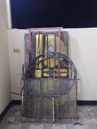 بيبان 3 مستخدمات+ شباك للبيع 07813144959