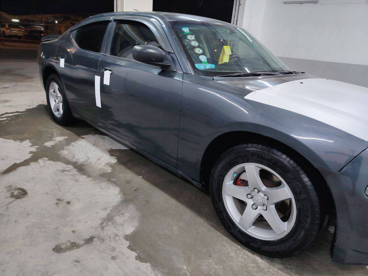 سلام عليكم
جارجر موديل 2008
 رقم سليمانية
 الماني مداور ثاني يوم
سيارة جاهزة كير مكينة توني شادهن 3500
حدادية صار سبوع شتغلتة
اكسل كاردن كولة جديد
بور جديد تخم تاير توني شادهن
زنون عالي ناصي سيارة علية إدامة كاملة 
غرفة جديدة
حادثة جاملغ وبنيد شرط بدون دواخل 
رشيتة بايدي حزام بدون ضربة بدون معجون جمالية 
سعره مناسب 88 بية مجال 
مكان بابل
***********
