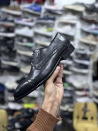 جلد طبيعي • مقاس ٤٤ • موديل إيطالي